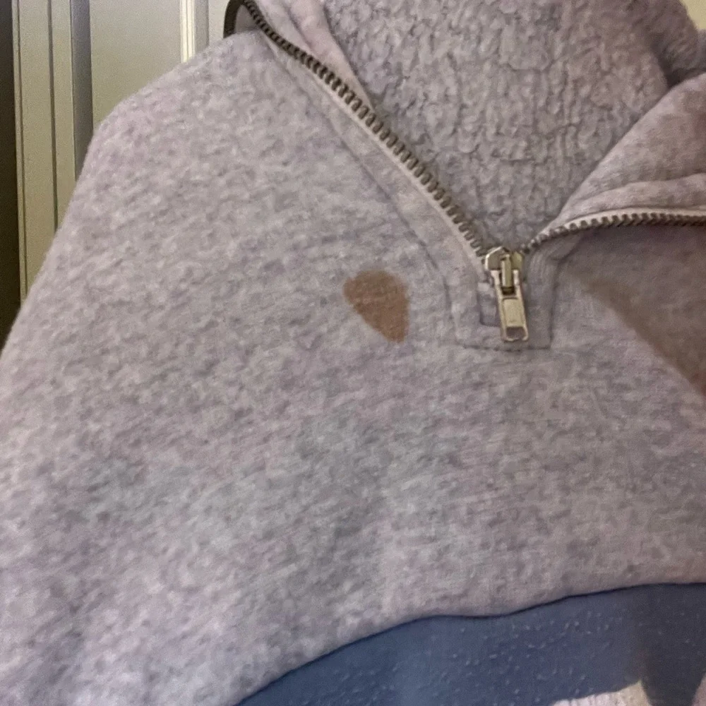 Super soft Brandy Melville Half-Zip Sweatshirt - Picture 5 of 5